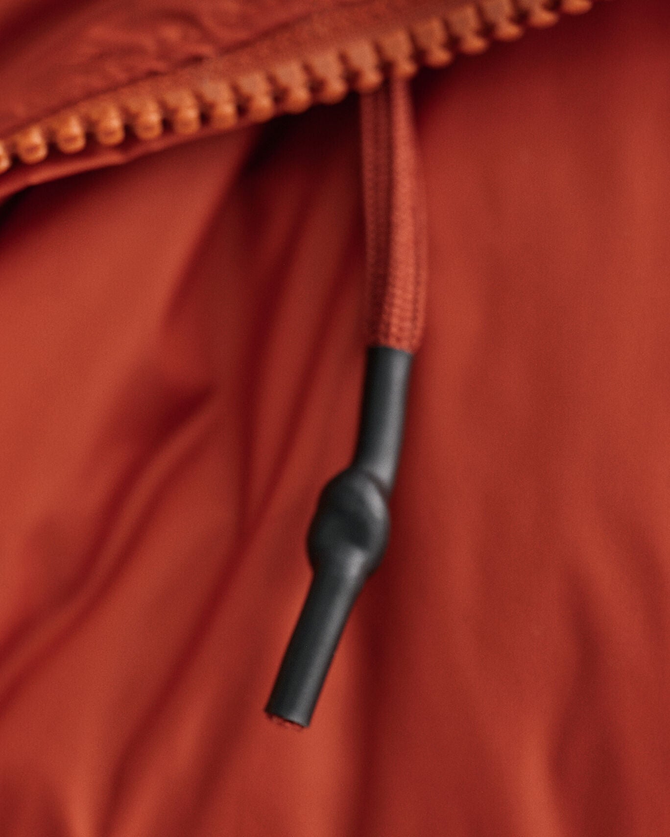 Gecă pufoasă de iarnă pentru bărbați