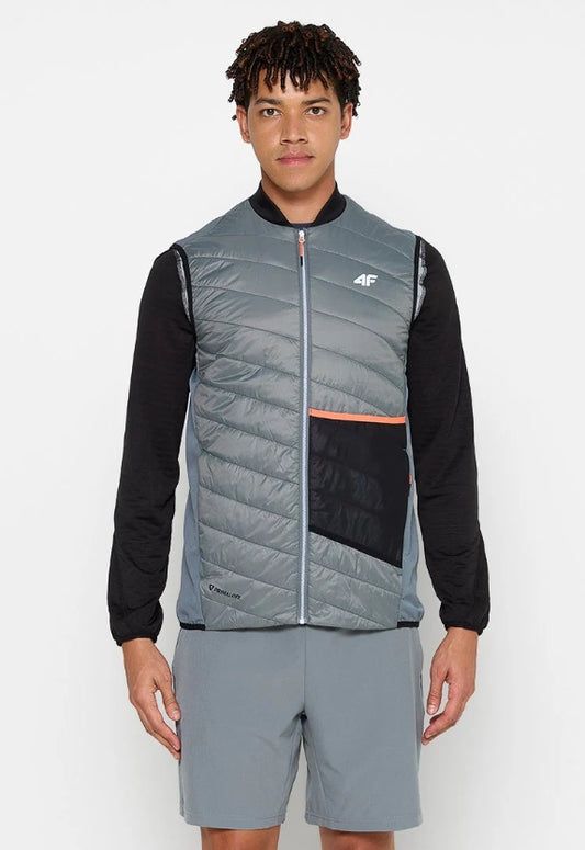 Vestă bărbați 4F – Trekking Down Vest cu Primaloft®